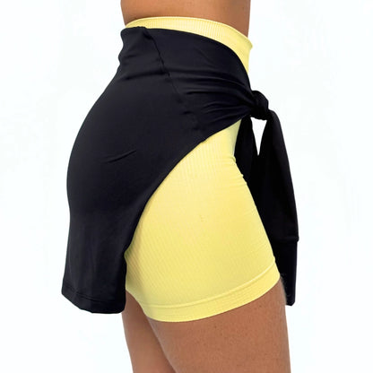 Cropped Wrap Top – Dual-Wear Design