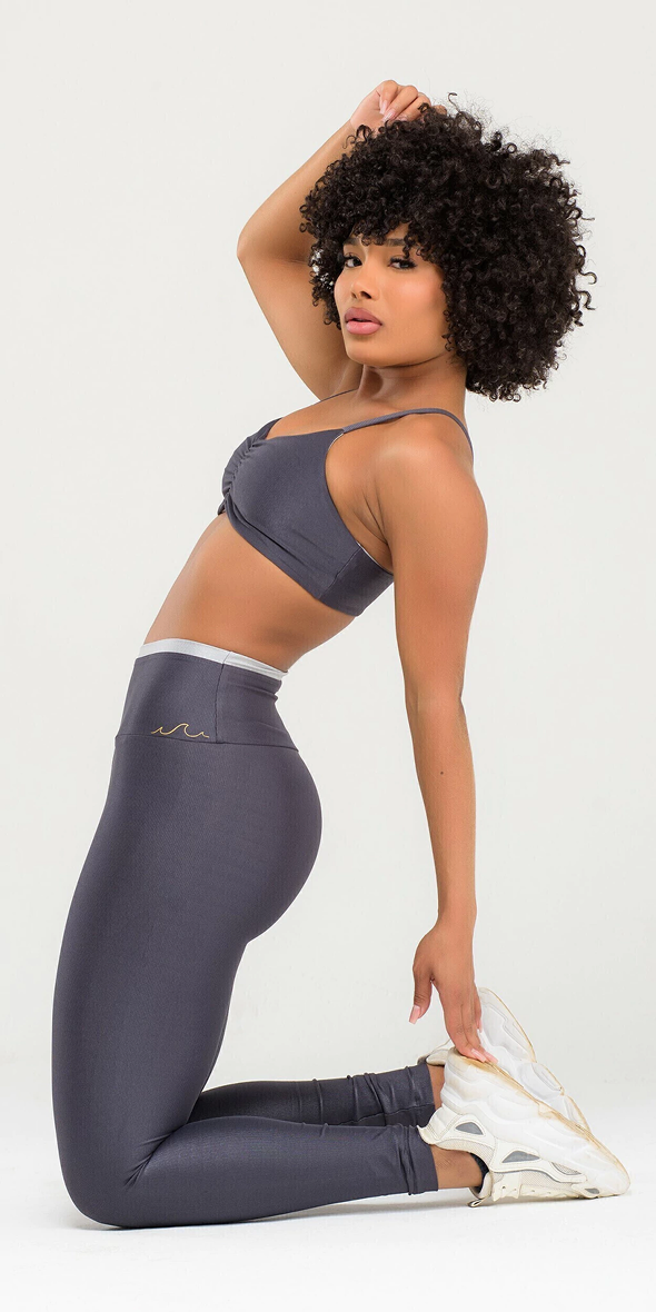 Duo-Color Set – Reversible Sports Bra & Leggings