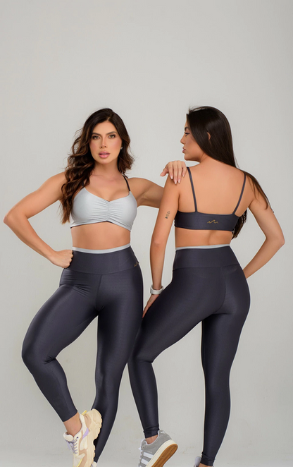 Duo-Color Set – Reversible Sports Bra & Leggings