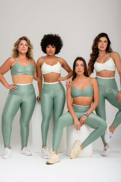 Duo-Color Set – Reversible Sports Bra & Leggings